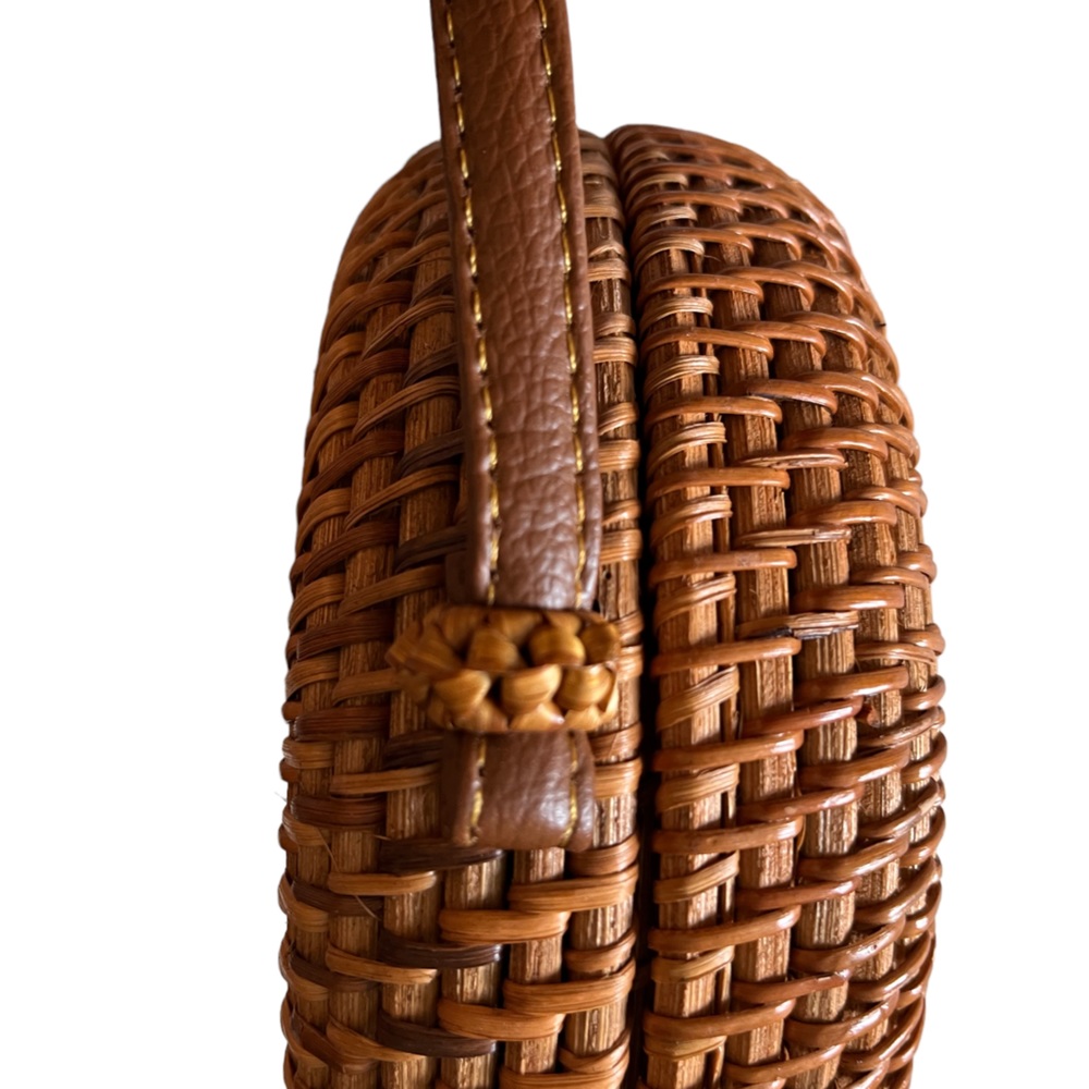 E|N Expressions Nyc Round Rattan Wicker Shoulder … - image 3